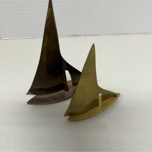 Vintage Brass Metal Sailboats Set Of Two Decor Accent Shelf - Picture 8 of 11